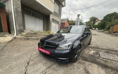 Mercedes-Benz C-Класс, 2013 год, 1 900 000 рублей, 3 фотография
