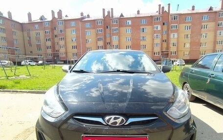 Hyundai Solaris II рестайлинг, 2012 год, 780 000 рублей, 1 фотография