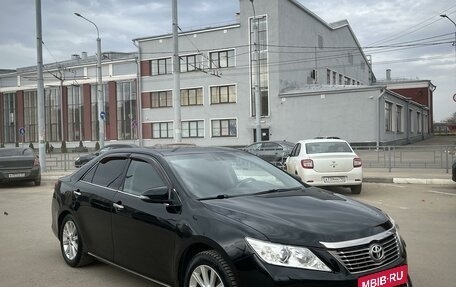 Toyota Camry, 2012 год, 1 860 000 рублей, 6 фотография