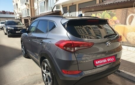 Hyundai Tucson III, 2018 год, 2 550 000 рублей, 3 фотография