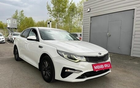 KIA Optima IV, 2019 год, 1 870 777 рублей, 4 фотография