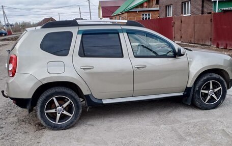 Renault Duster I рестайлинг, 2013 год, 900 000 рублей, 2 фотография