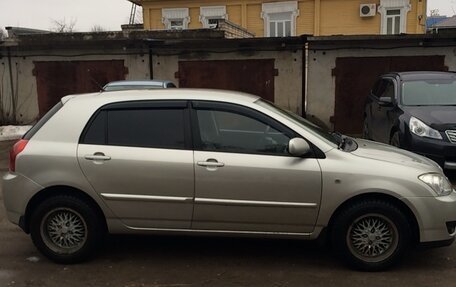 Toyota Corolla, 2005 год, 690 000 рублей, 2 фотография