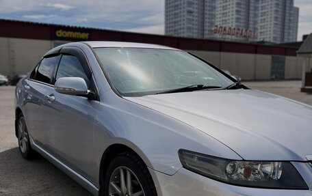 Honda Accord VII рестайлинг, 2004 год, 805 000 рублей, 2 фотография