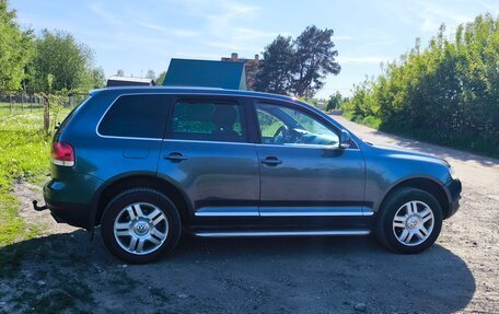 Volkswagen Touareg III, 2003 год, 850 000 рублей, 2 фотография