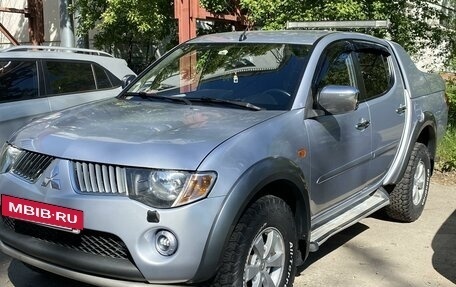 Mitsubishi L200 IV рестайлинг, 2008 год, 1 300 000 рублей, 2 фотография