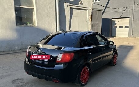 KIA Rio II, 2010 год, 600 000 рублей, 3 фотография