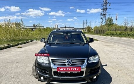 Volkswagen Touareg III, 2008 год, 1 700 000 рублей, 2 фотография