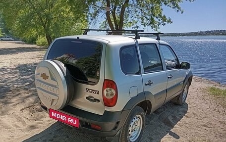 Chevrolet Niva I рестайлинг, 2011 год, 480 000 рублей, 3 фотография