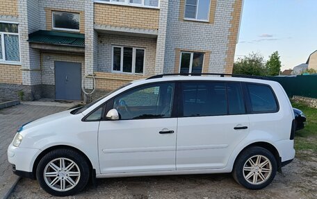 Volkswagen Touran III, 2005 год, 3 фотография