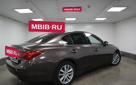 Infiniti Q50 I рестайлинг, 2015 год, 1 950 000 рублей, 2 фотография