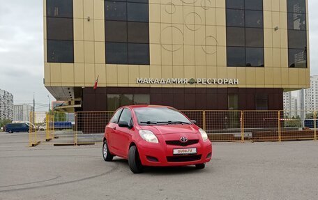 Toyota Yaris III рестайлинг, 2009 год, 489 000 рублей, 5 фотография