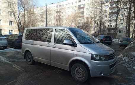 Volkswagen Caravelle T5, 2012 год, 1 600 000 рублей, 3 фотография