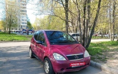 Mercedes-Benz A-Класс, 1998 год, 260 000 рублей, 2 фотография