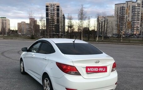 Hyundai Solaris II рестайлинг, 2012 год, 820 000 рублей, 3 фотография