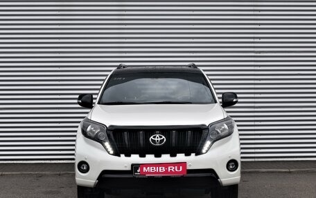 Toyota Land Cruiser Prado 150 рестайлинг 2, 2012 год, 3 225 000 рублей, 2 фотография