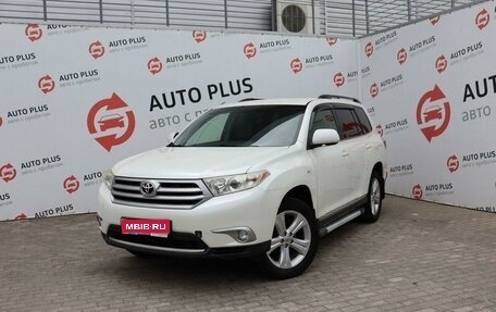 Toyota Highlander III, 2013 год, 2 249 000 рублей, 1 фотография