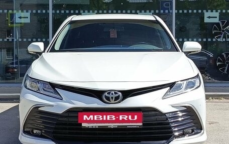 Toyota Camry, 2021 год, 2 990 000 рублей, 2 фотография