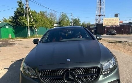 Mercedes-Benz E-Класс, 2017 год, 5 100 000 рублей, 1 фотография