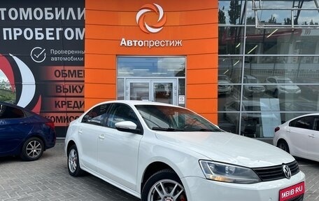 Volkswagen Jetta VI, 2012 год, 930 000 рублей, 1 фотография