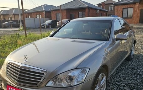 Mercedes-Benz S-Класс, 2008 год, 1 450 000 рублей, 1 фотография