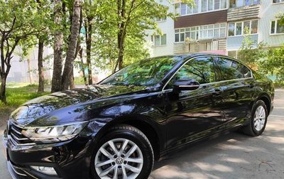 Volkswagen Passat B8 рестайлинг, 2019 год, 2 492 000 рублей, 1 фотография