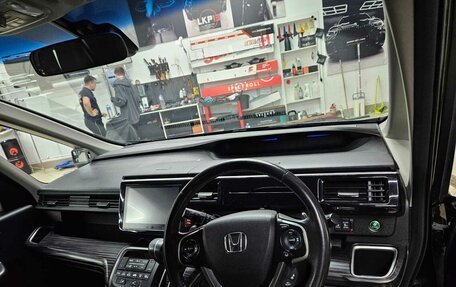 Honda Stepwgn IV, 2017 год, 2 300 000 рублей, 5 фотография