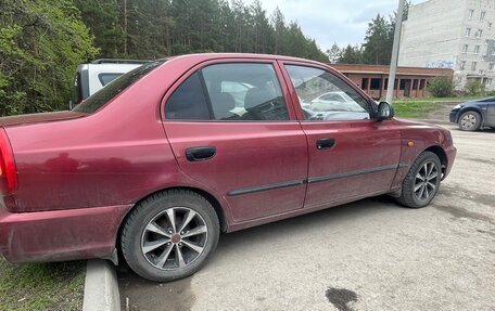 Hyundai Accent II, 2004 год, 500 000 рублей, 3 фотография