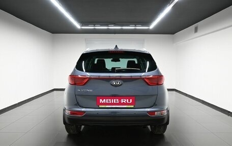 KIA Sportage IV рестайлинг, 2017 год, 2 395 000 рублей, 4 фотография