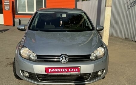 Volkswagen Golf VI, 2012 год, 1 050 000 рублей, 2 фотография