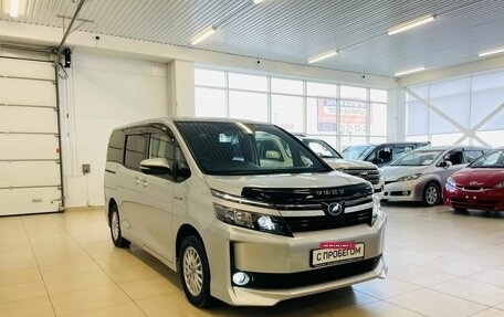 Toyota Voxy III, 2014 год, 2 199 999 рублей, 8 фотография