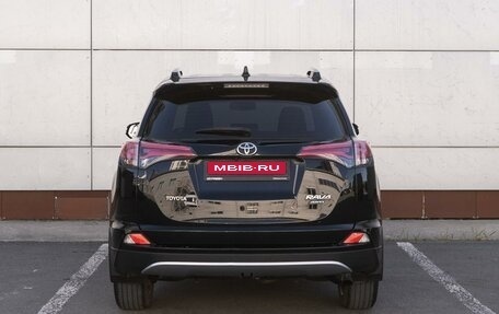 Toyota RAV4, 2018 год, 2 777 000 рублей, 4 фотография