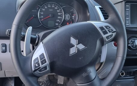 Mitsubishi Pajero Sport II рестайлинг, 2011 год, 1 700 000 рублей, 3 фотография