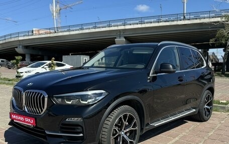 BMW X5, 2019 год, 6 400 000 рублей, 3 фотография