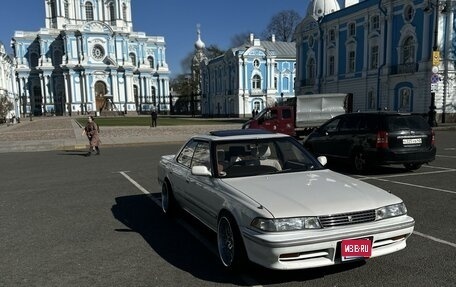 Toyota Mark II VIII (X100), 1988 год, 980 000 рублей, 1 фотография