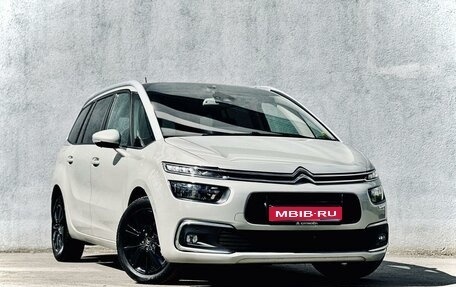 Citroen C4 SpaceTourer I, 2019 год, 1 800 000 рублей, 1 фотография