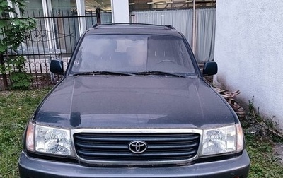 Toyota Land Cruiser 100 рестайлинг 2, 2001 год, 2 500 000 рублей, 1 фотография