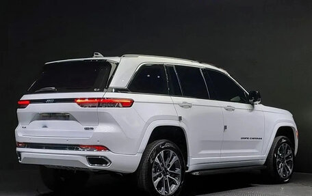 Jeep Grand Cherokee, 2023 год, 8 050 000 рублей, 3 фотография