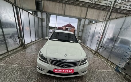 Mercedes-Benz C-Класс, 2011 год, 1 750 000 рублей, 4 фотография
