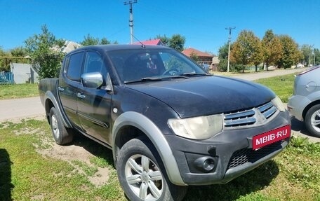 Mitsubishi L200 IV рестайлинг, 2013 год, 1 фотография