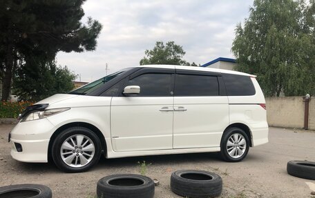 Honda Elysion I, 2004 год, 1 500 000 рублей, 3 фотография