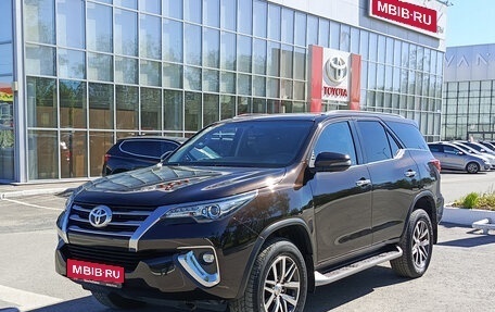 Toyota Fortuner II, 2019 год, 4 271 000 рублей, 1 фотография