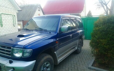 Mitsubishi Pajero III рестайлинг, 1998 год, 650 000 рублей, 1 фотография