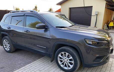 Jeep Cherokee, 2018 год, 2 650 000 рублей, 3 фотография