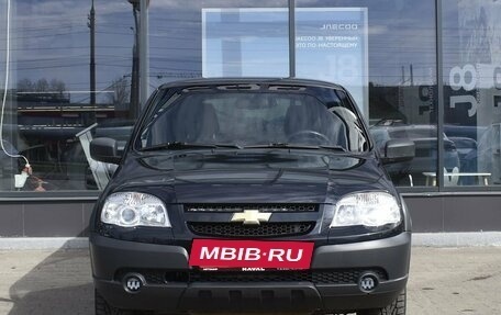 Chevrolet Niva I рестайлинг, 2018 год, 840 000 рублей, 2 фотография