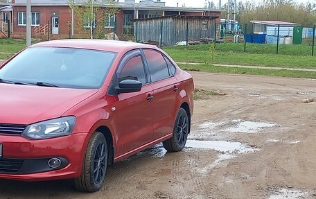 Volkswagen Polo VI (EU Market), 2012 год, 600 000 рублей, 2 фотография