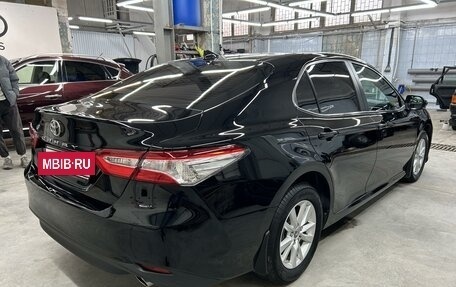 Toyota Camry, 2021 год, 3 300 000 рублей, 3 фотография