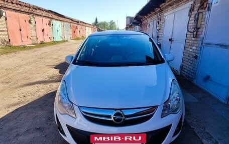 Opel Corsa D, 2011 год, 745 000 рублей, 2 фотография