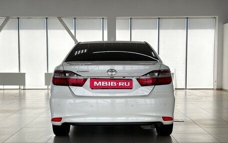 Toyota Camry, 2017 год, 2 222 000 рублей, 6 фотография
