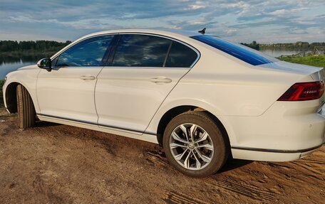 Volkswagen Passat B8 рестайлинг, 2016 год, 2 100 000 рублей, 8 фотография